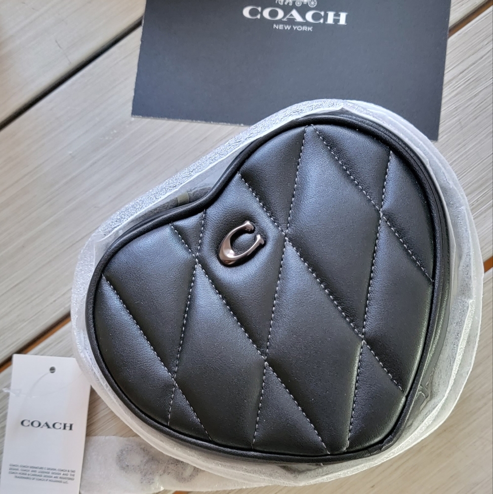 Coach Heart Crossbody 14 with pillow quilting. MINI SIZE!